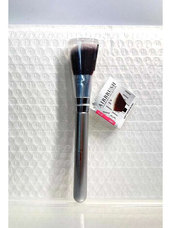 IT Cosmetics Other - 113 It Cosmetics Airbrush Soft Focus Blush Brush #113
